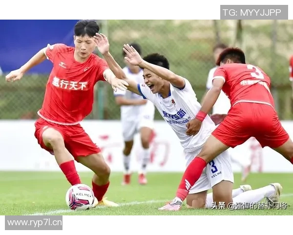 以中锋为核心打造攻防体系提升球队整体实力分析